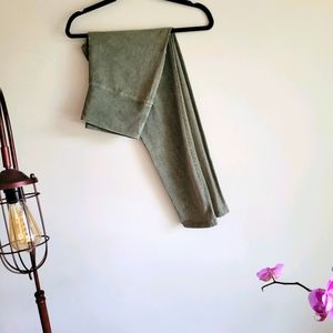 Aerie!! Super soft leggings 🌻